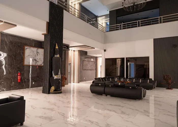 Hotel Elegance Nv